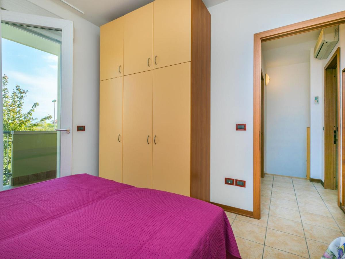 Apartment Robinia-Pinetine-4 By Interhome Duna Verde Exterior foto